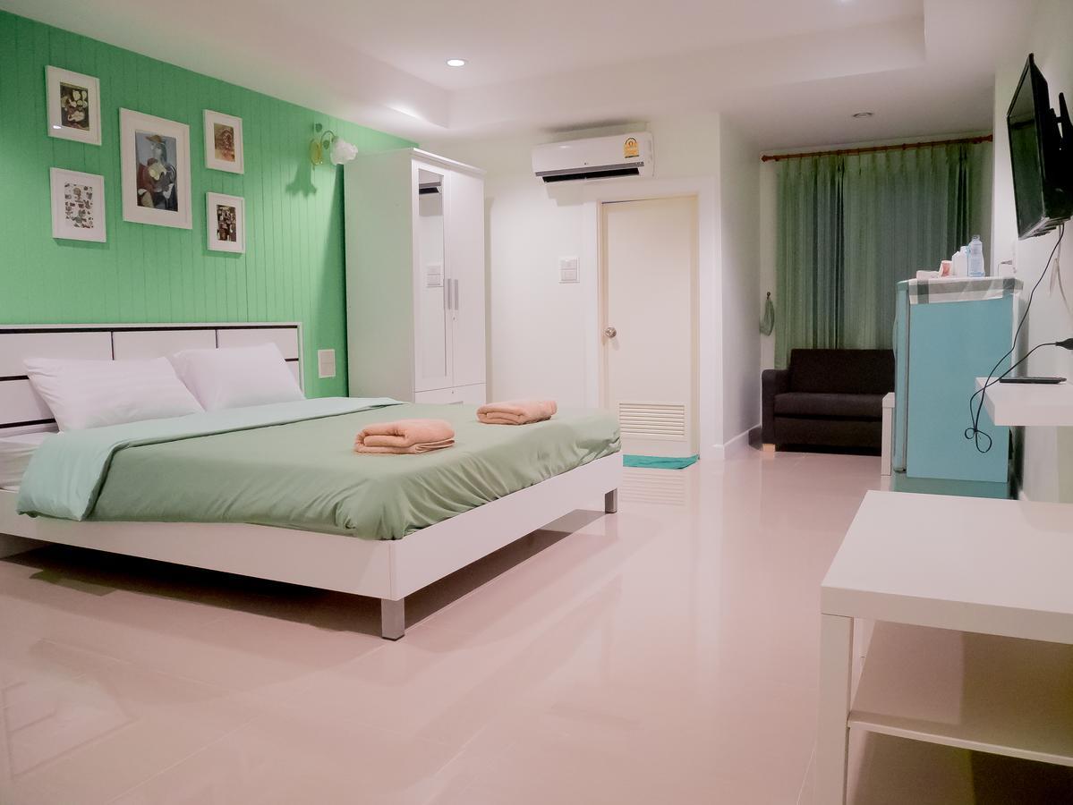 Uj Apartment Bangsaen Exteriér fotografie