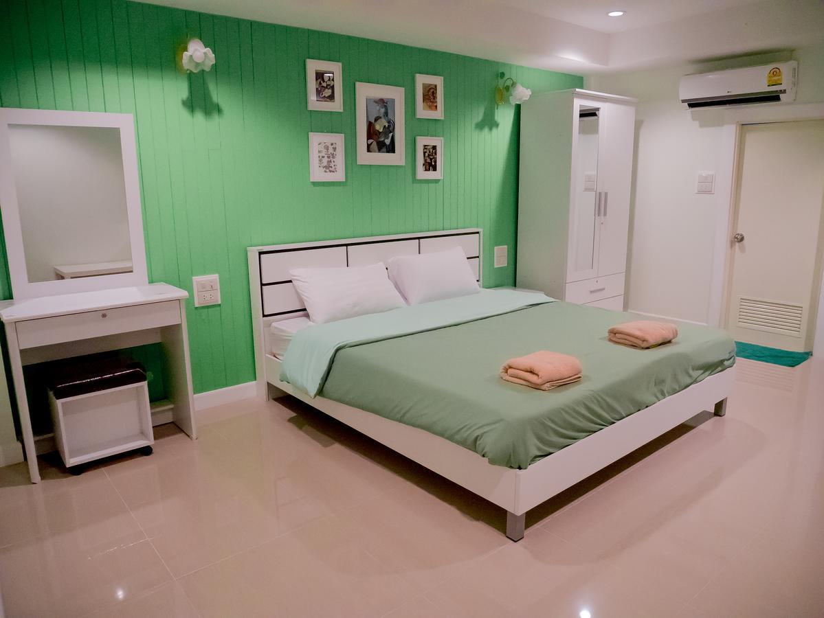 Uj Apartment Bangsaen Exteriér fotografie