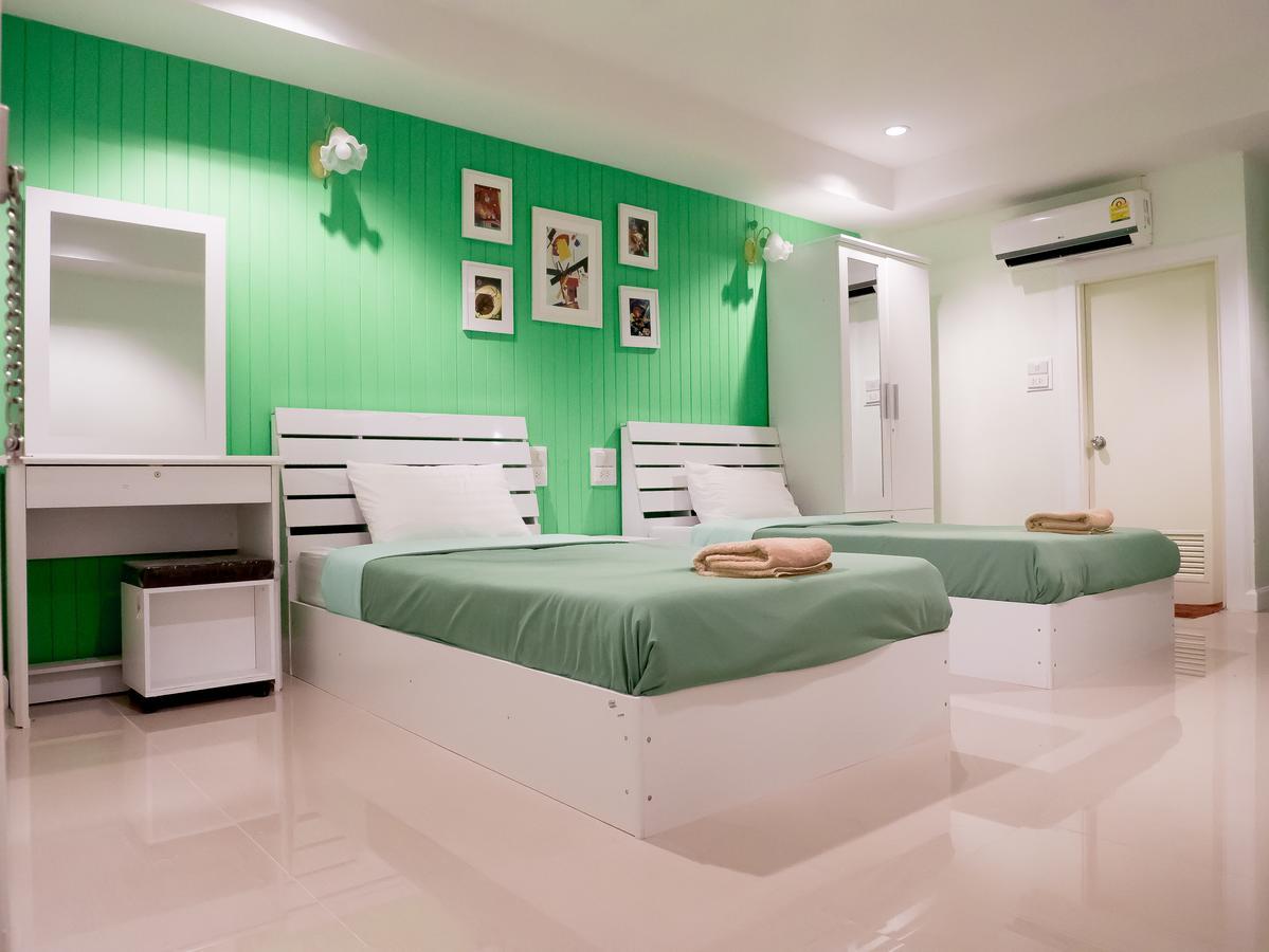 Uj Apartment Bangsaen Exteriér fotografie