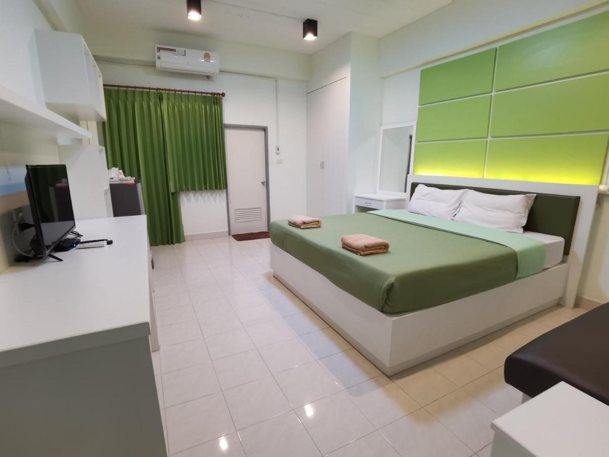 Uj Apartment Bangsaen Exteriér fotografie